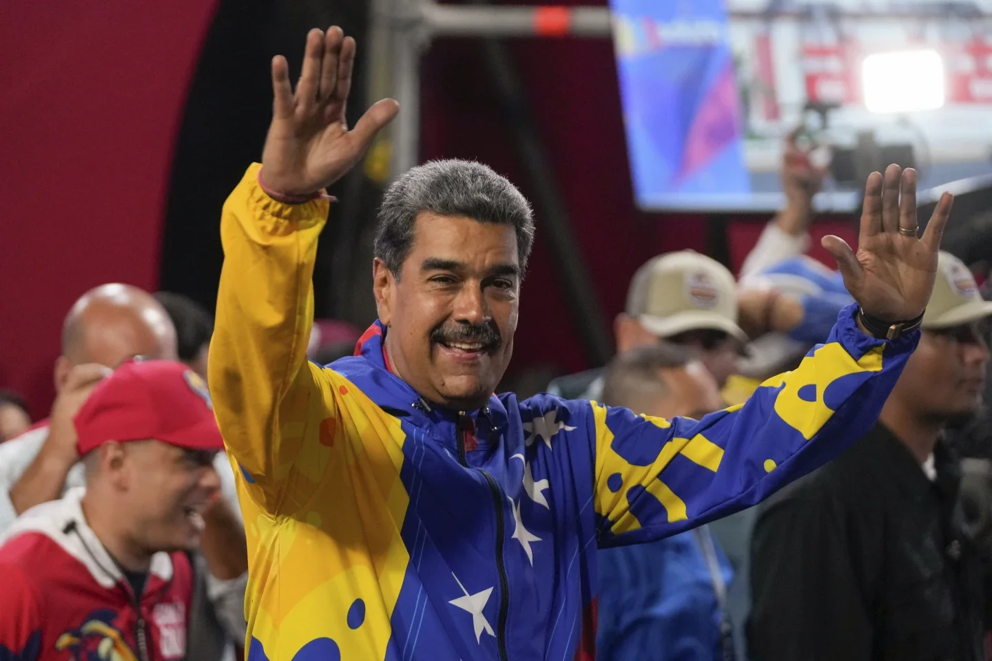 Maduro Gana Elecciones en Venezuela; Oposición Denuncia Fraude