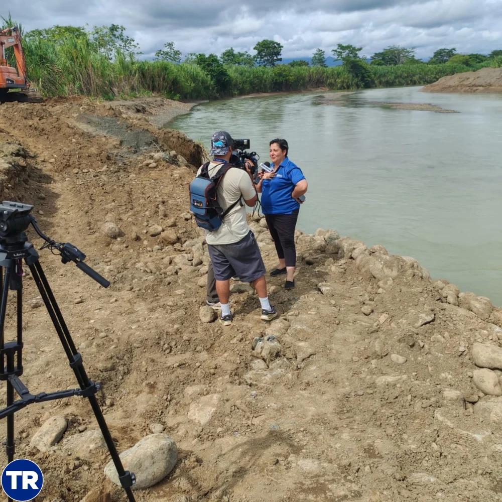 Vecinos de Paquita esperan solución para proteger sus casas del río Paquita
