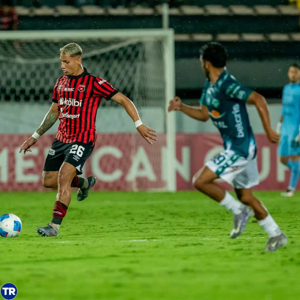 Gol de Hernández dio la victoria a Alajuelense y su pase a cuartos