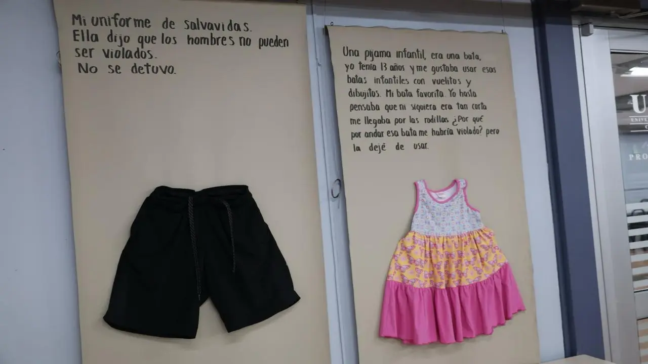 Entre telas y recuerdos: Exposición en la UNA revela testimonios de sobrevivientes de violación