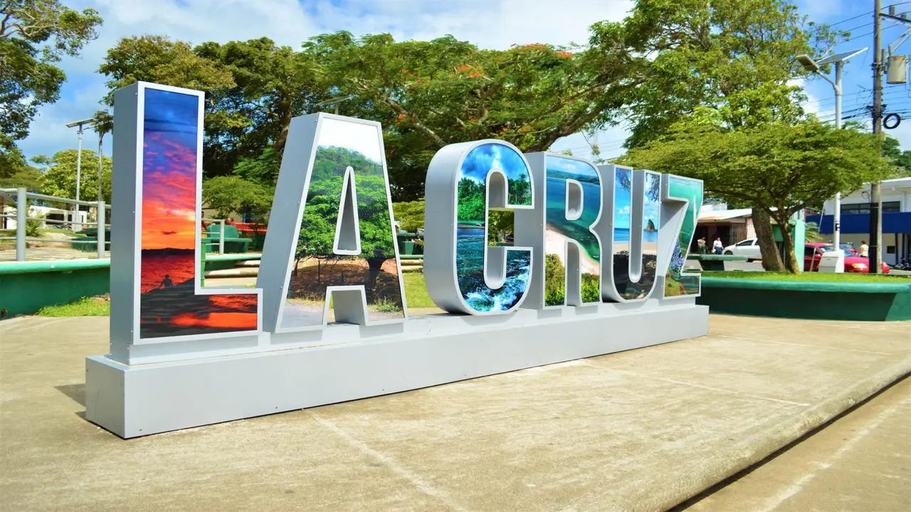 Alcalde de La Cruz alza la voz tras aumento de hasta 246 % en tarifas de autobús en el cantón