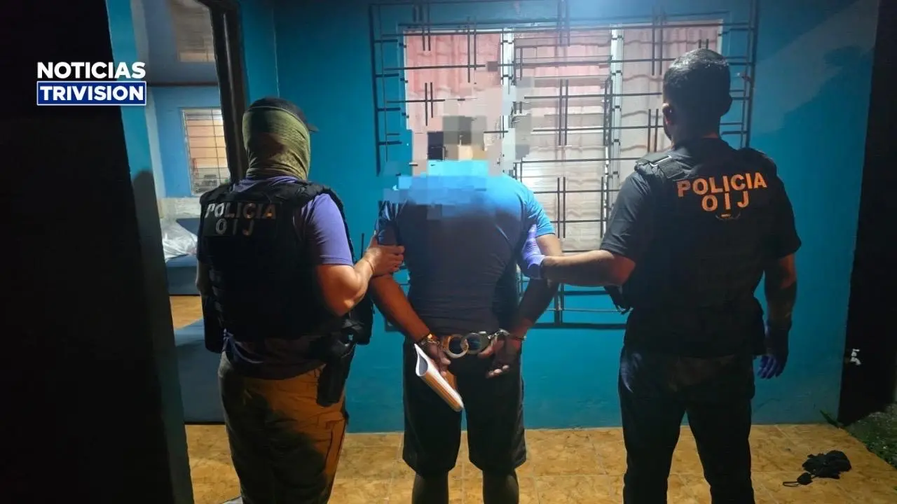Detienen a camionero por presunto transporte de drogas en Limón