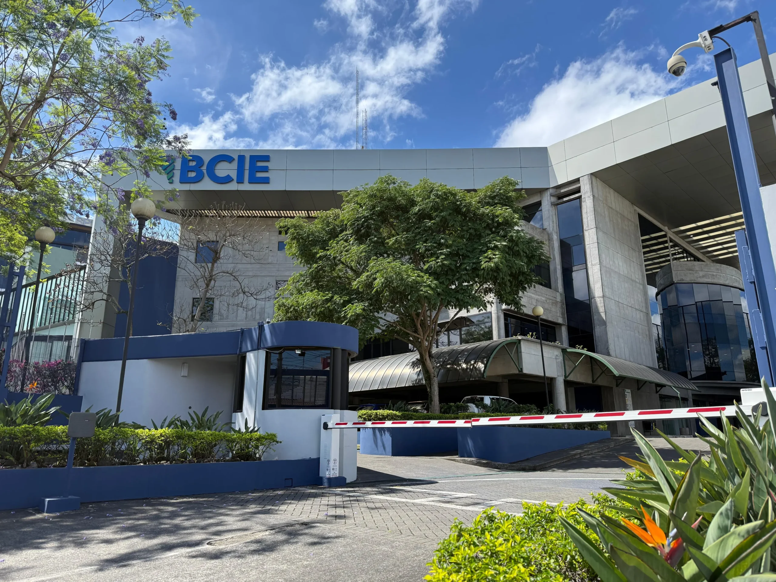 La calificación del BCIE mejoró por Moody’s y fortaleció su capacidad para financiar proyectos de desarrollo