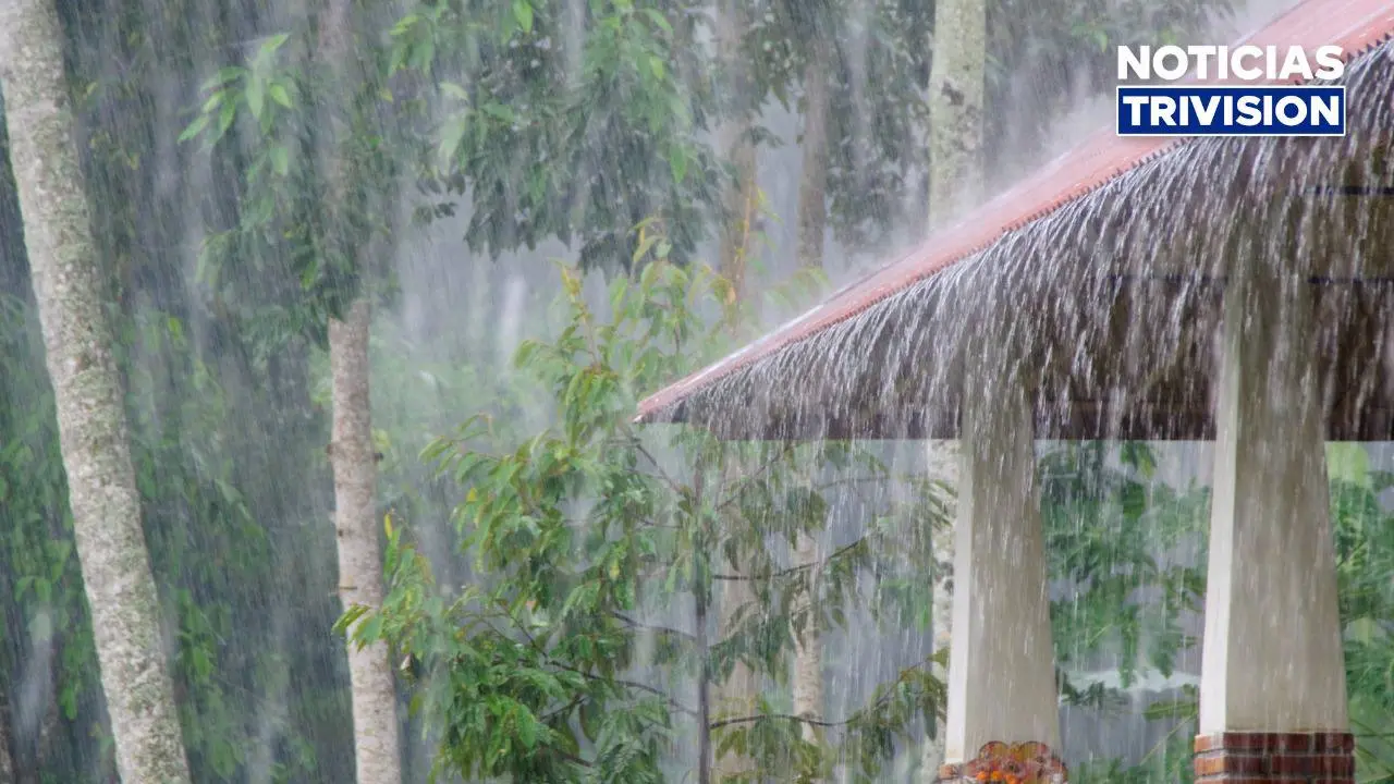 Onda tropical #24 mantendrá el tiempo lluvioso en Costa Rica