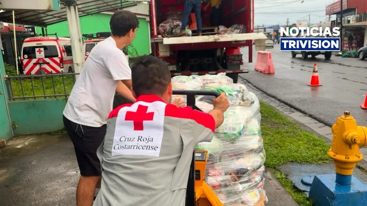 Ayuda continua llegando a comunidades afectadas en Sixaola y Sarapiquí