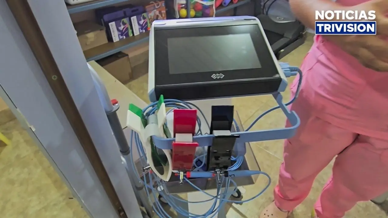Japón dona moderno equipo médico al Hogar de Ancianos de Palmar Sur