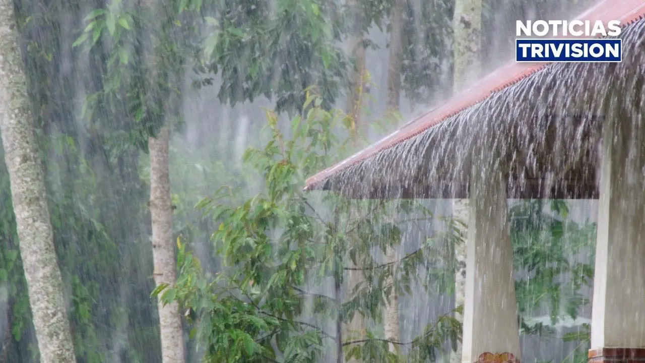 Onda tropical #37 traerá más lluvias este jueves