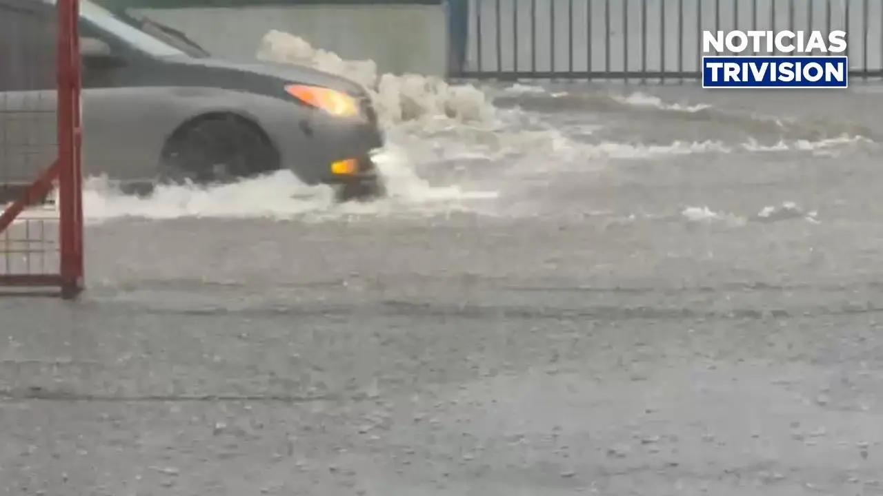 Paso de la onda tropical ocasionó inundaciones y evacuaciones en varias regiones del país