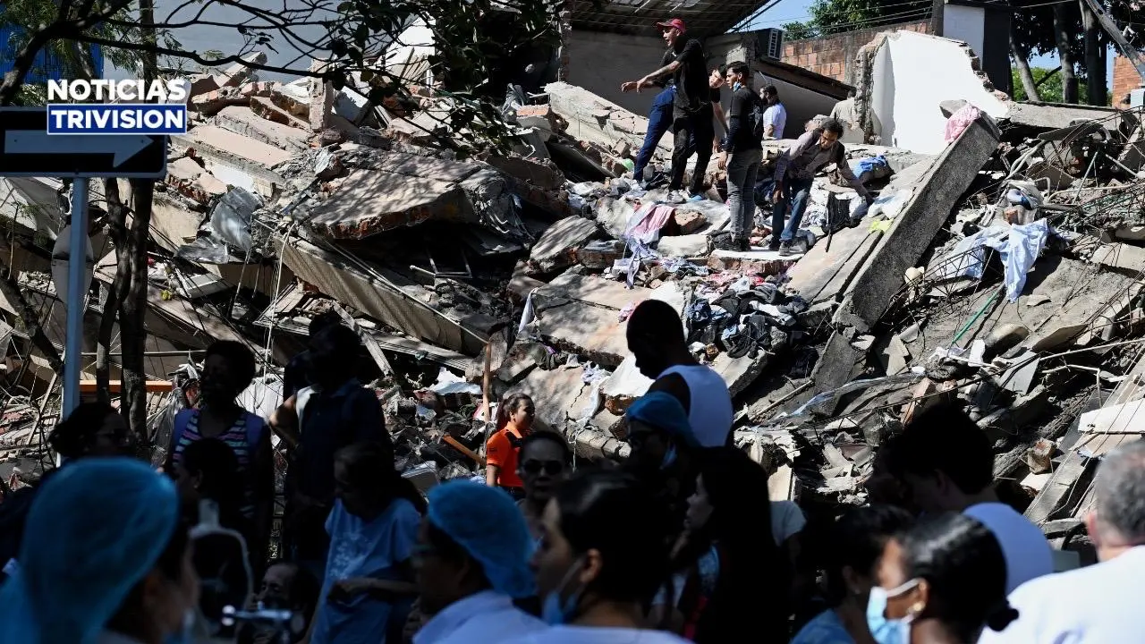 Terremoto de magnitud 7,4 deja al menos 18 muertos en Colombia