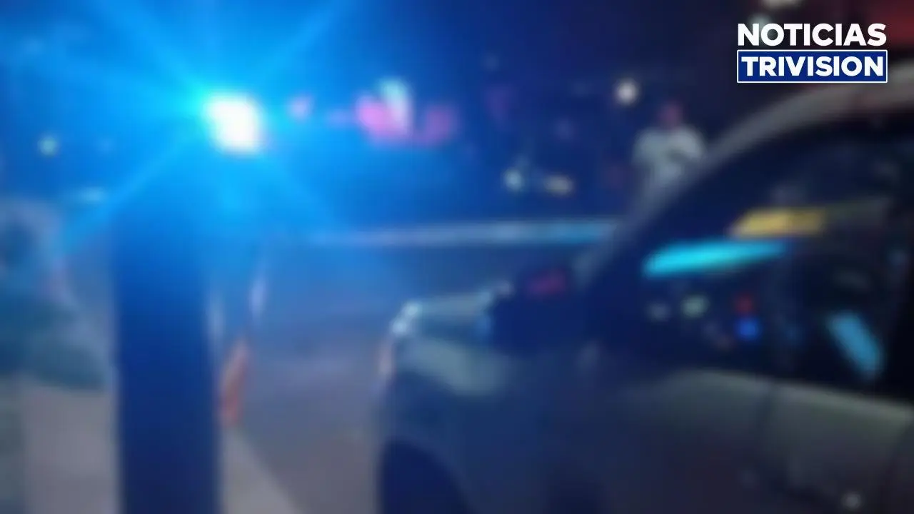 Riña dentro de un bar deja a hombre herido con arma blanca en La California