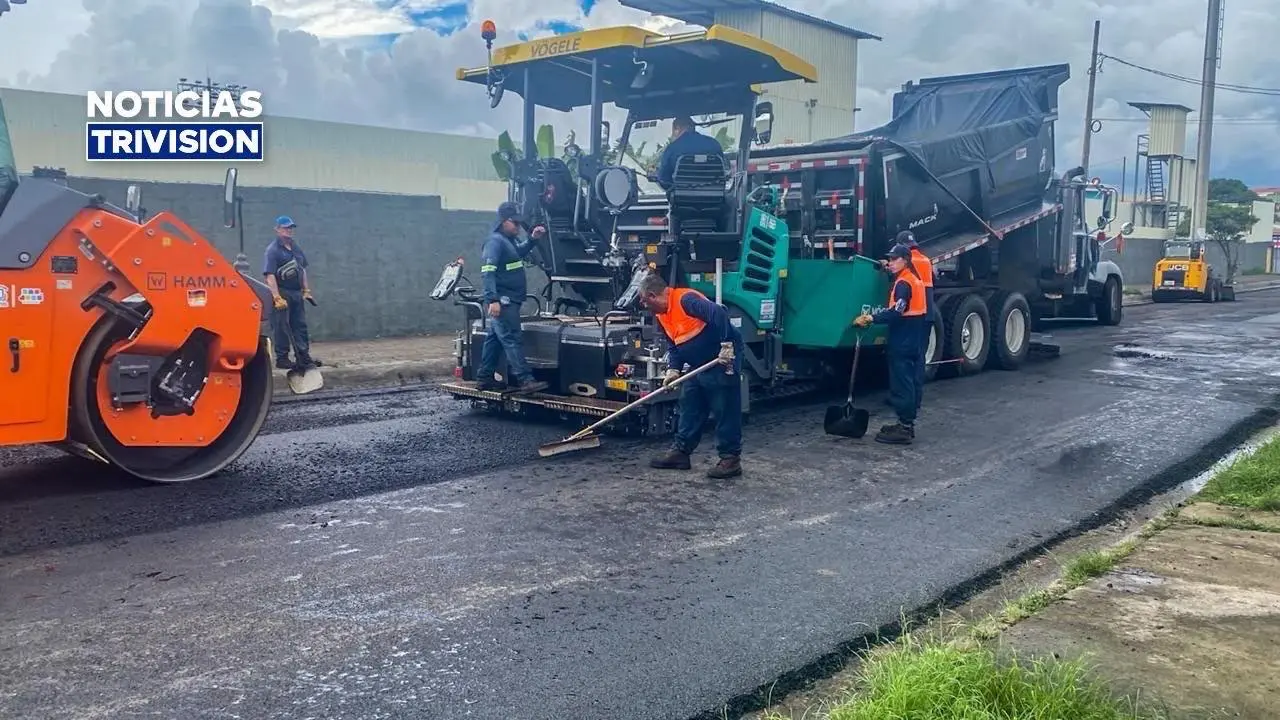 San José estrena "tren" para acelerar arreglo de sus calles