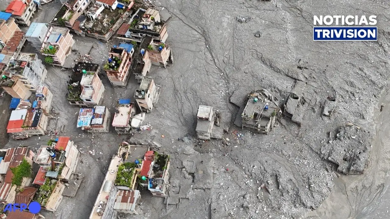 Tragedia en Nepal y el Tíbet: más de 1.000 muertos y miles de desaparecidos