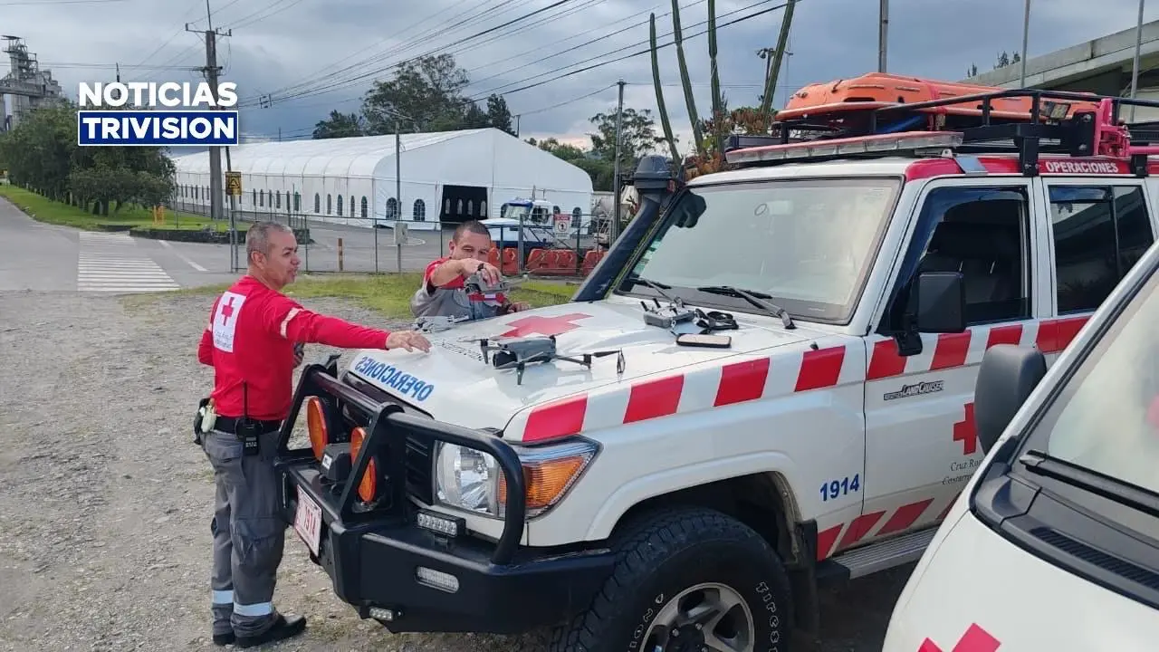 Buscan a hombre desaparecido tras caer al río Reventado en Cartago