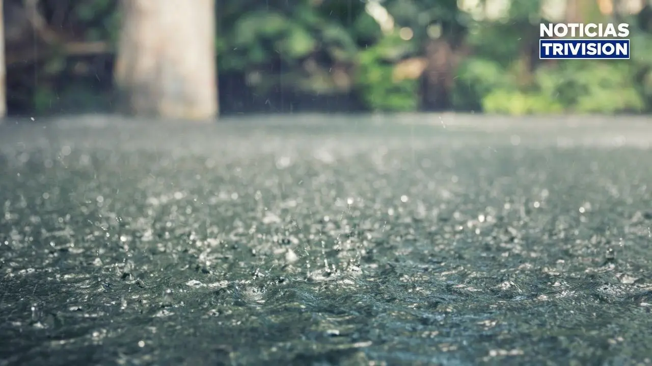 Fuertes lluvias se esperan este lunes en varias regiones del país