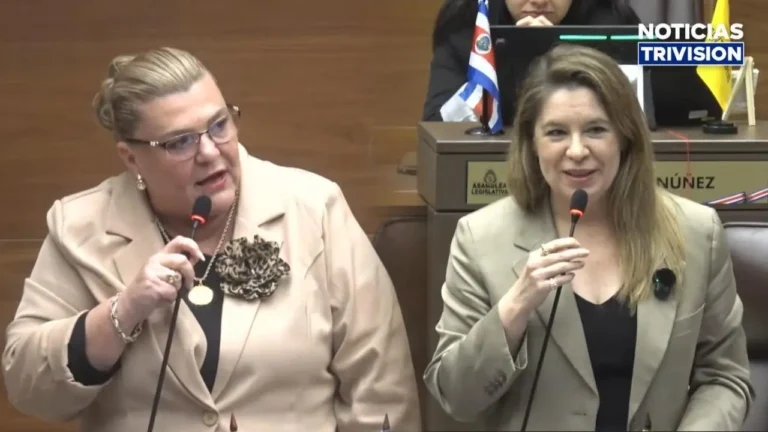 Polémica en la Asamblea Legislativa por uso del Salón de Expresidentes